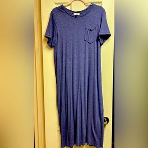 Jessica Simpson t-shirt dress.